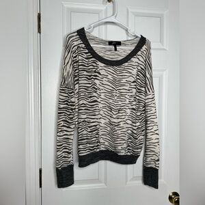 Jupee | Black and White Zebra Print Sweater